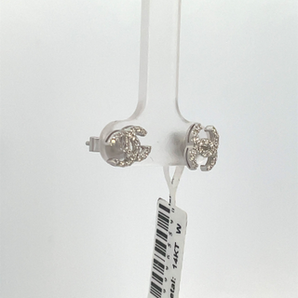 14K White .2CTW Diamond Stud Earrings