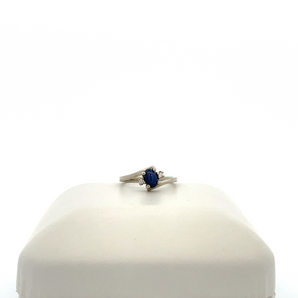 10k White Gold Sapphire Ring