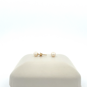Lady's 14k Yellow Gold Pearl Earrings