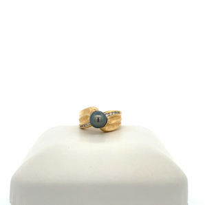 14k Yellow Gold Pearl Ring