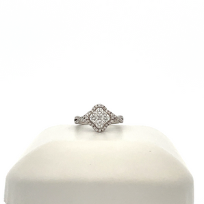 14k White Gold Engagement Ring with with 5 Round Center