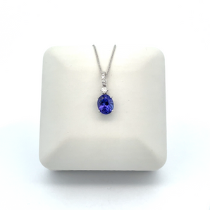18k White Gold Tanzanite Necklace