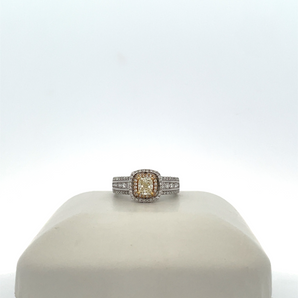 18k White Gold Fashion Ring