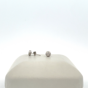 14k White Gold Circle Stud Earrings