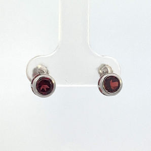 14K White Gold 5MM Bezel Garnet Stud Earrings