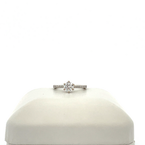 14k White Gold Engagement Ring with Round Center