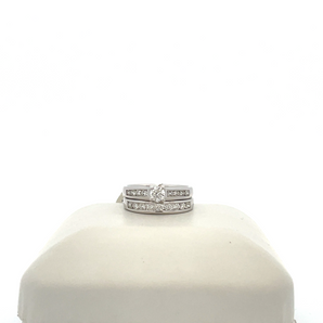 14k White Gold Engagement Ring and Band with Round Center