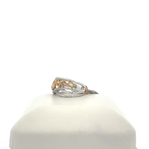 18k White Gold Fashion Ring with Various Shaped Diamonds