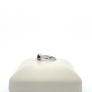 14k White Gold Garnet Ring
