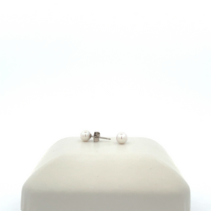 Lady's 14k White Gold Pearl Earrings