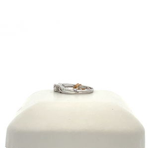 14k White Gold Engagement Ring with Round Center