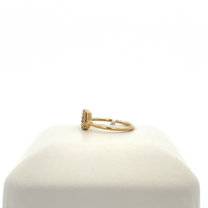 Lady's 10k Yellow Gold Ring