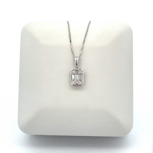 Lady's 14k White Gold Necklace