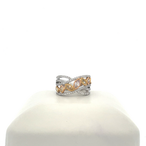 18k White Gold Fashion Ring with Various Shaped Diamonds