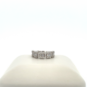 Lady's 14k White Gold Ring