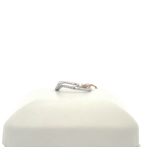 14k White Gold Curved Band with .15ctw Round Diamonds