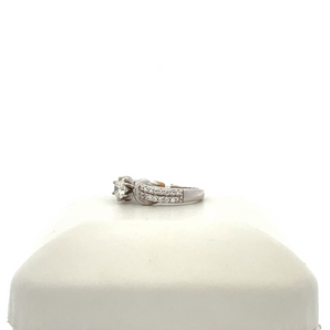 14k White Gold Engagement Ring with Round Center